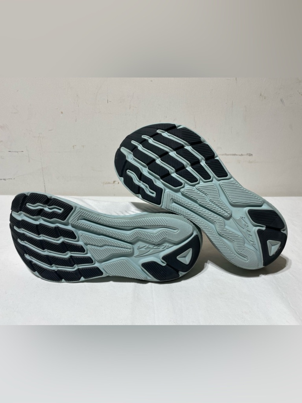 Altra FWD Experience Running Shoes Womens 8.5 White Pink Zero Drop Comfort - Picture 14 of 16